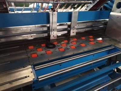 Mesin Laminator Flute 5 Ply Kecepatan Tinggi Alat Pengukuran Ketebalan Otomatis Termasuk