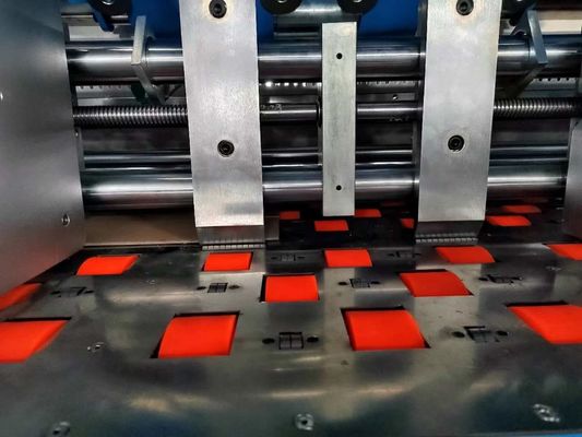 150m / Min Servo Otomatis Kecepatan Tinggi 5 Lapisan Lembar Laminasi Lembar Lembar