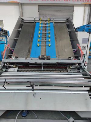 Gfs 200m/min Mesin Laminator Flute Kecepatan Tinggi Dengan Overlap Feed Dan Servo Control Untuk Board