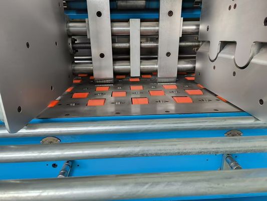GFS 200m/Min Mesin Laminator Flute Berkecepatan Tinggi Overlap Feeding dan Servo Control untuk Board Curved Corrugated
