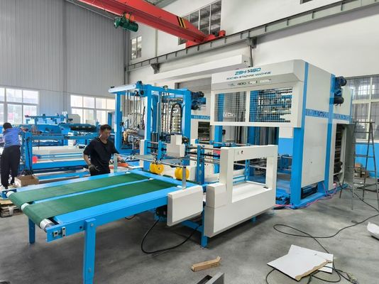 Mesin Stacker Otomatis yang Berotomatisasi dan Laminasi Flute Mesin Stacker Otomatis Produksi Kardus Bergelombang Berkecepatan Tinggi