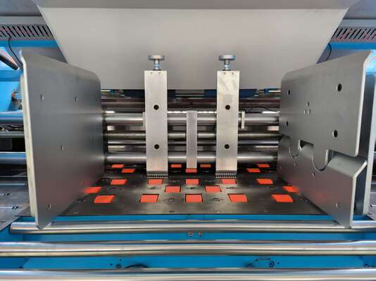 Mesin laminator seruling kecepatan tinggi menawarkan pembuatan kotak karton dengan konsumsi lem yang berkurang dan tidak ada struktur tekanan pakan