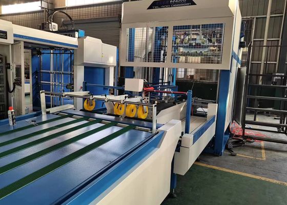 Mesin Stacker Otomatis 1700mm Layar Sentuh Flip Flop Stacking Sheets Kecepatan Tinggi