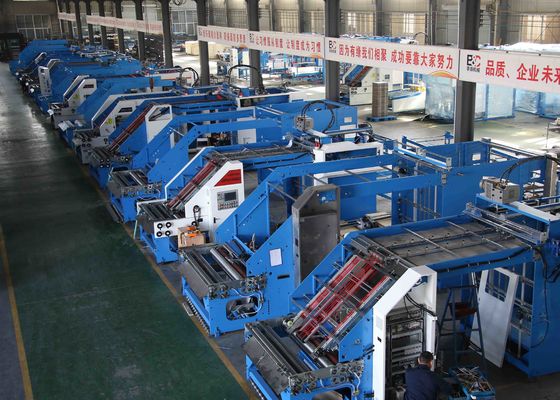 Mesin Flute Laminator 1900x1900mm Otomatis Untuk Laminating Karton Bergelombang Kotak Karton