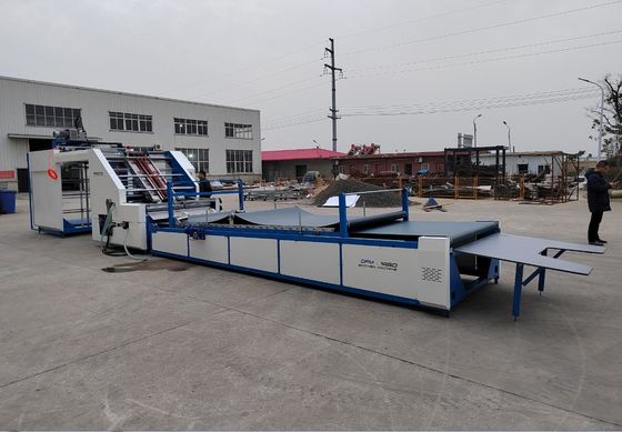 Mesin Laminating Seruling Kertas Bergelombang Otomatis 1450mm 1650mm Kecepatan Tinggi