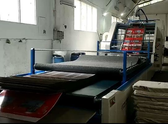 Seruling Kertas Kotak Bergelombang Pemasangan Mesin Laminating Karton Otomatis