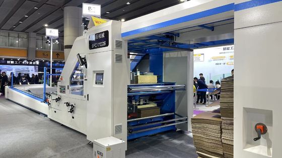 Servo 5 Ly bergelombang bergelombang lembaran ke lembaran mesin laminasi 150m / min Kecepatan tinggi